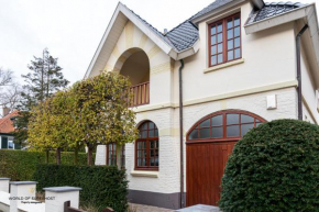 Charming villa Sauverdias with garden